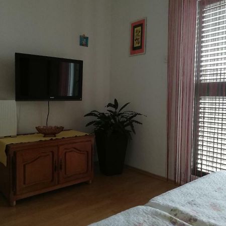 Apartmani Sabic A2 Plus1 Makarska Esterno foto