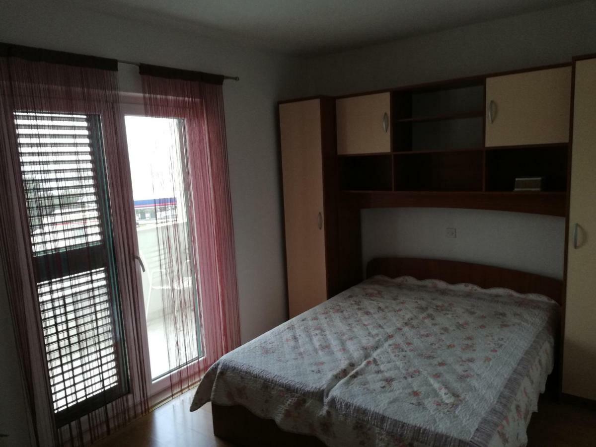 Apartmani Sabic A2 Plus1 Makarska Esterno foto